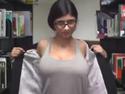 Mât de Mia Khalifa